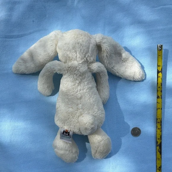 Jellycat Medium Bashful Cream Bunny Plush Toy - Picture 4 of 8